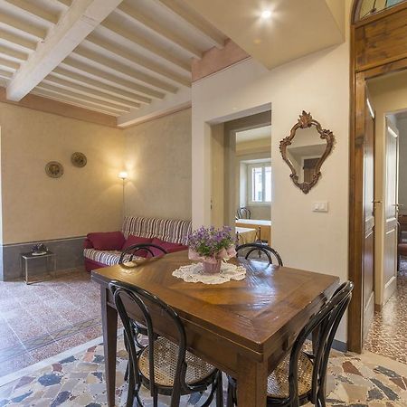 I Bei Ricordi - Historic Centre Apartment 6 Arezzo Exteriör bild