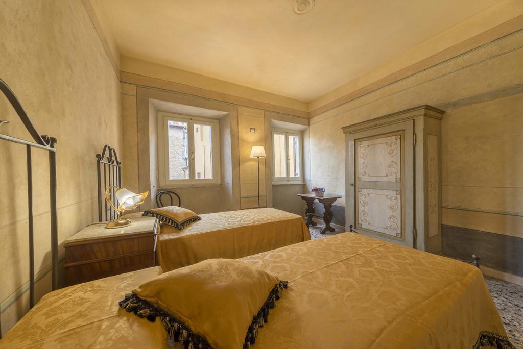 I Bei Ricordi - Historic Centre Apartment 6 Arezzo Exteriör bild