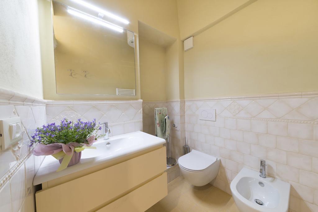 I Bei Ricordi - Historic Centre Apartment 6 Arezzo Exteriör bild