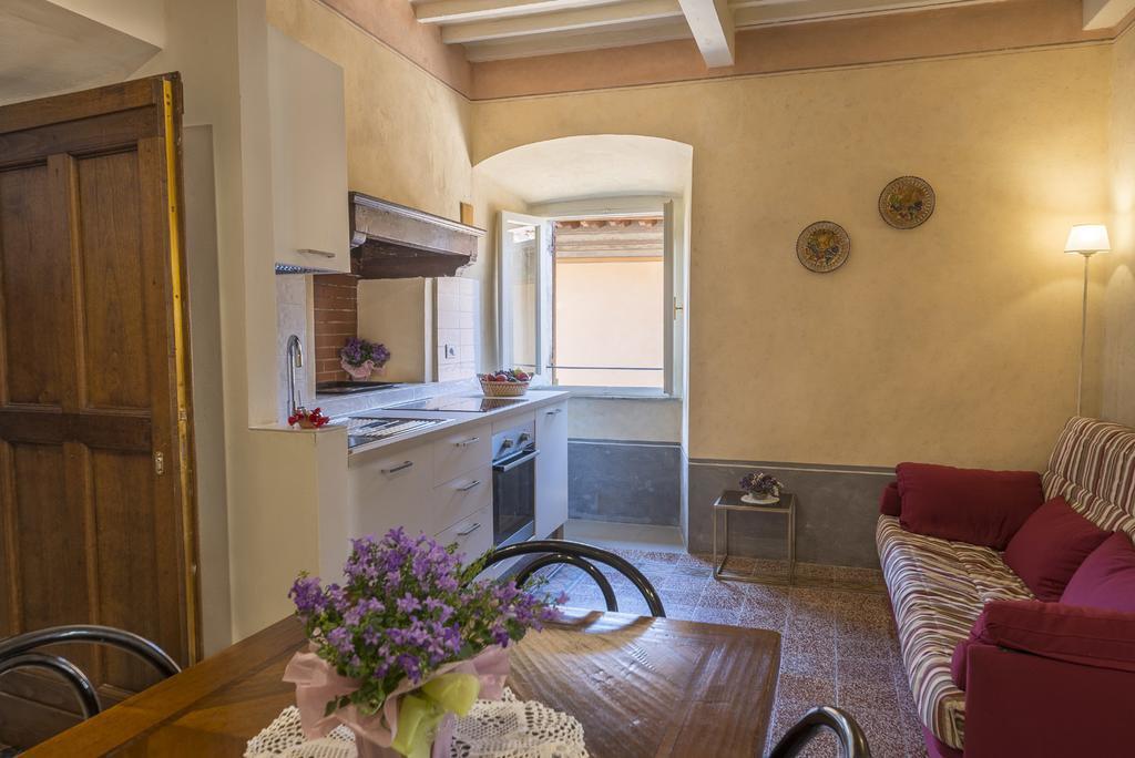I Bei Ricordi - Historic Centre Apartment 6 Arezzo Exteriör bild